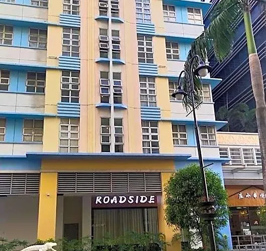 150 Newport Boulevard Near Naia Terminal 3 Отель 3*