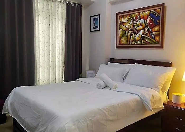 150 Newport Boulevard Near Naia Terminal 3 Отель 3*