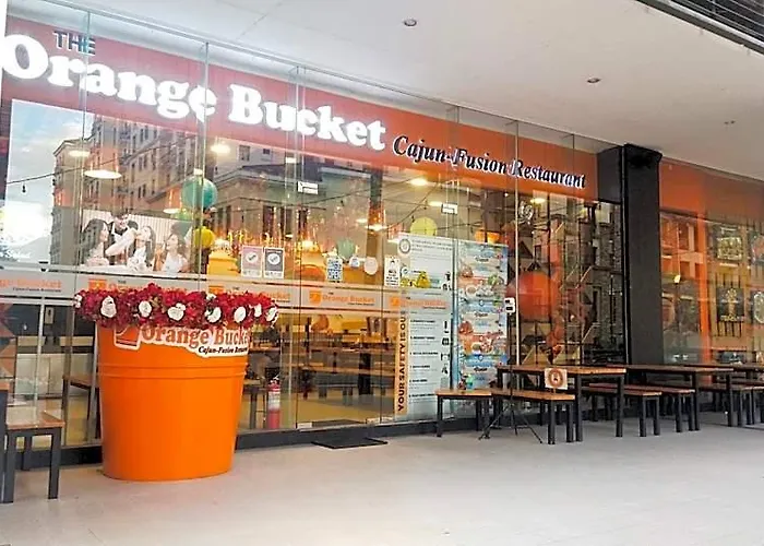 Отель 150 Newport Boulevard Near Naia Terminal 3